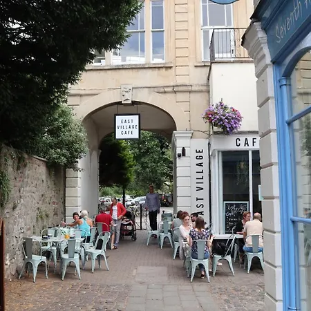 Georgian Shared House No'3 - By Clifton Short Lets Kwatera prywatna Bristol